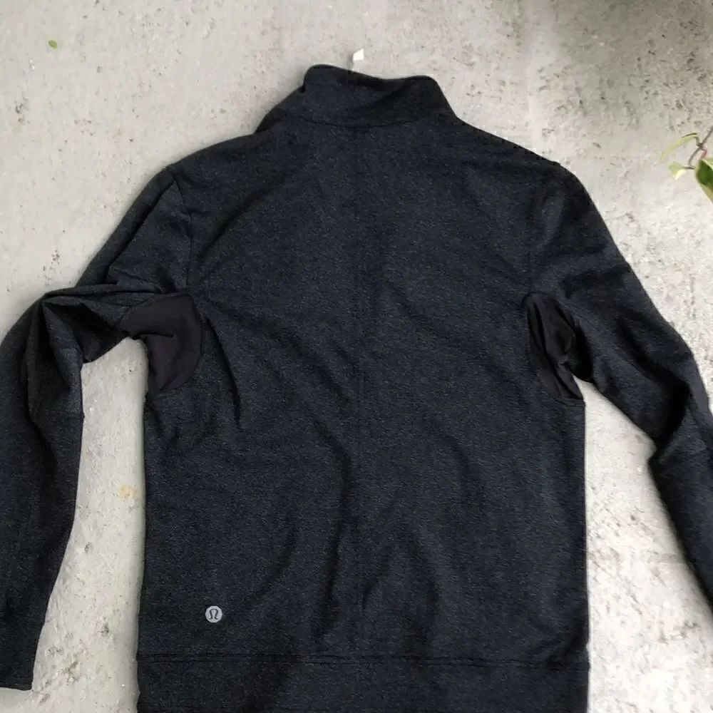 Lululemon zip jacket - Picture 4 of 4